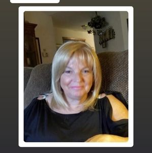 Meet your Posher, Karin